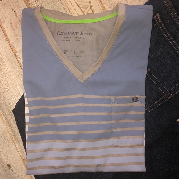 Calvin Klein Set Jeans and Short Sleeve T - Picture 3 of 4